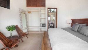 villa-83320124161682369294.jpg