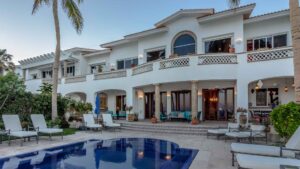 villa-87332394691682200745.jpg