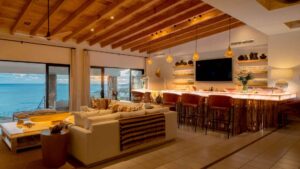 villa-88579724031682198482.jpg