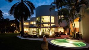 villa-89770533691682367433.jpg