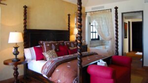 villa-90514024751682197916.jpg