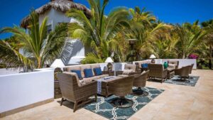 villa-91820563281682129914.jpg