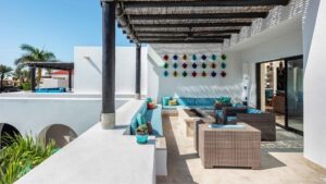 villa-91906117851682124079.jpg