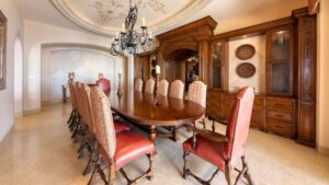 villa-92670197331682117818.jpg