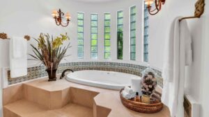 villa-93015600631682204666.jpg