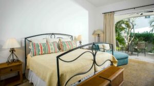 villa-93866002571682199034.jpg