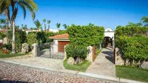 villa-93871266681682125784.jpg