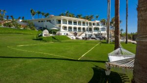 villa-94921715441682202596.jpg