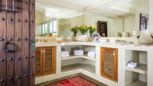 villa-95552163921682205335.jpg