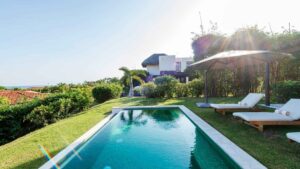 villa-97037414691767983244.jpg