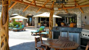 villa-98987765331682197916.jpg