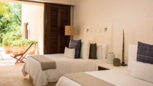 villa-99047776751696264306.jpg