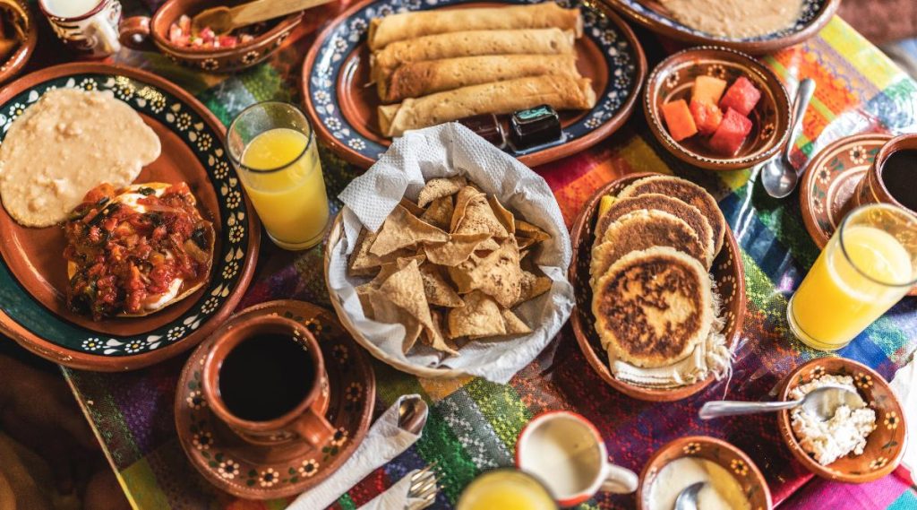 Luxury dining experience featuring Mexican cuisine at a villa in Mexico with Agave Villas
